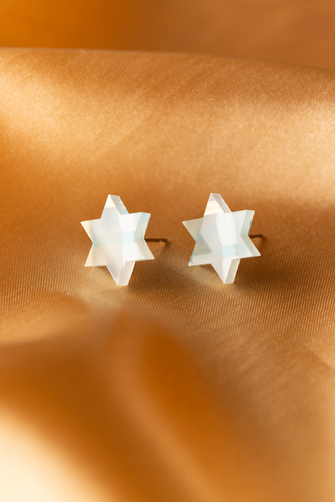Retro Magen Studs