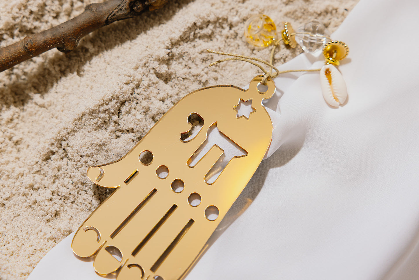 Chai חי Wall Hamsa