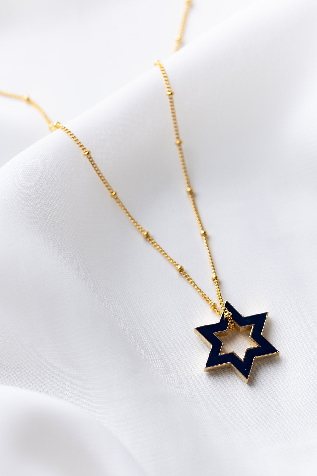 Beit Tidhar Floating Magen Necklace