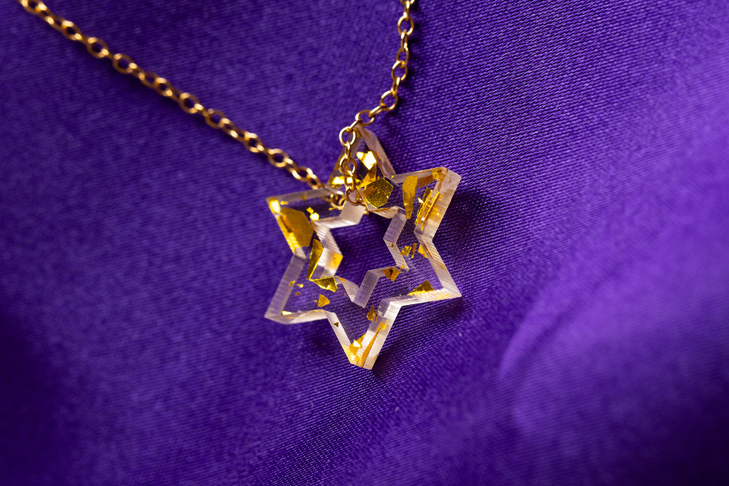 Floating Magen Charm (No Chain)