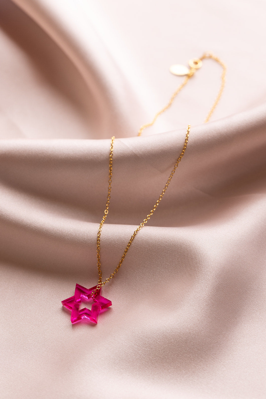 Petite Floating Magen Necklace - Magenta