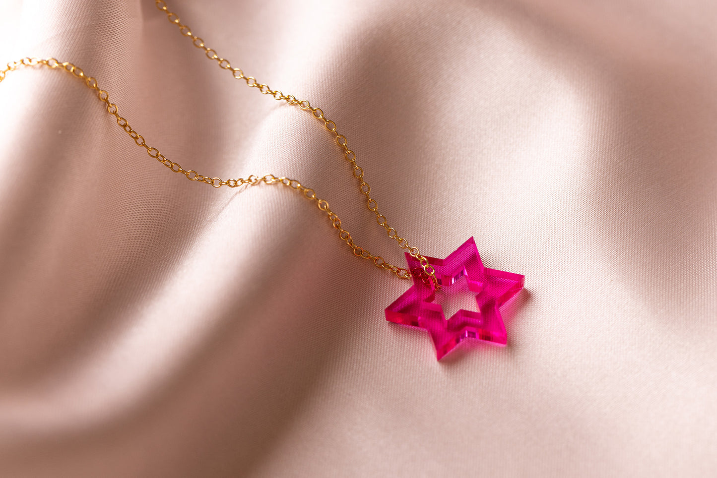 Petite Floating Magen Necklace - Magenta