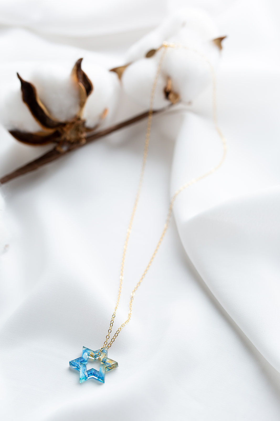 Petite Floating Magen Necklace - Blue Marble