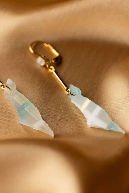 Tziona Israel Dangles