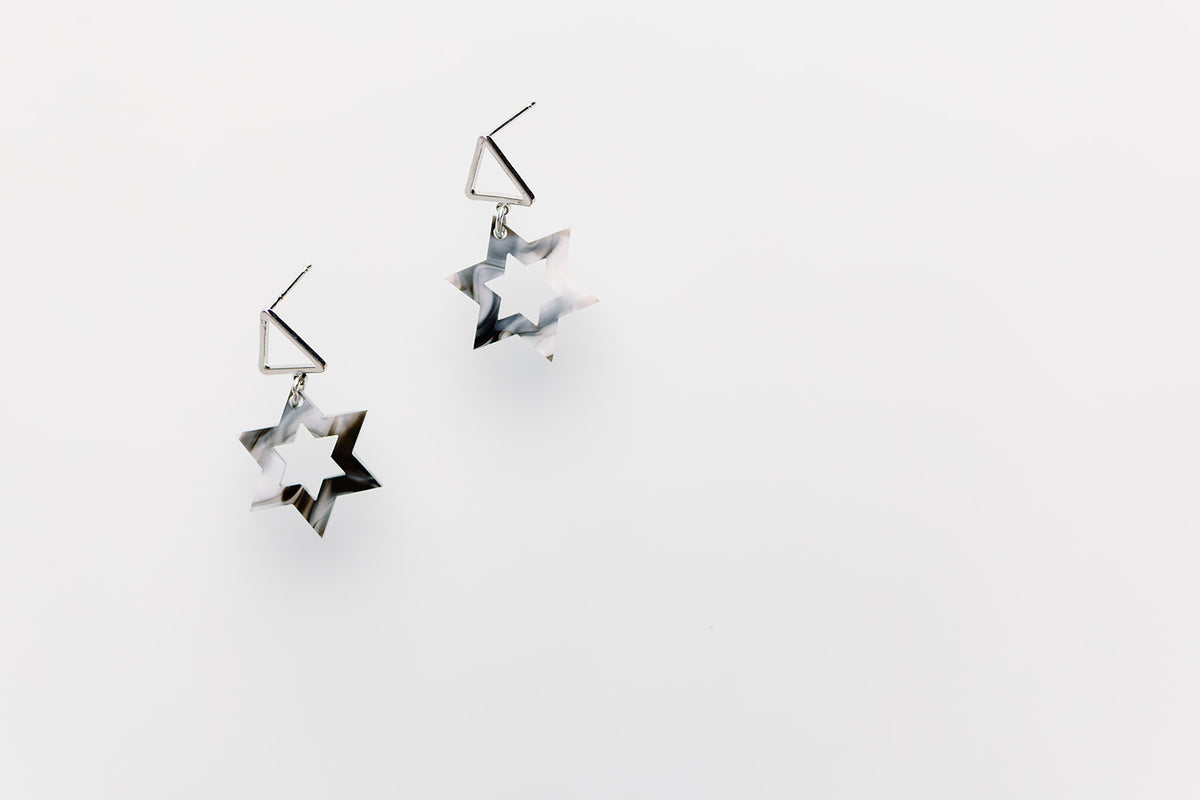 Libby Magen David Petite Dangles
