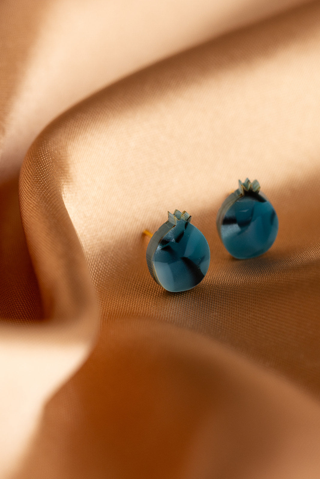 Pomegranate Stud Earrings - Blue Tortoise