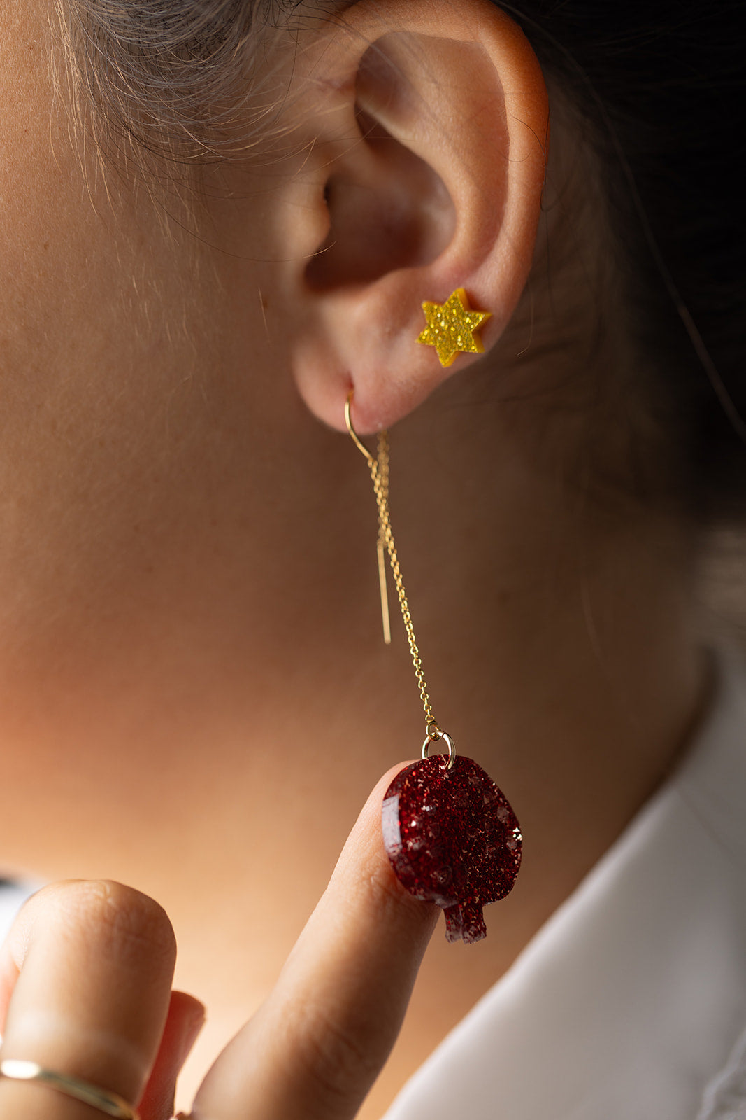 Pomegranate Threaders Red Glitter