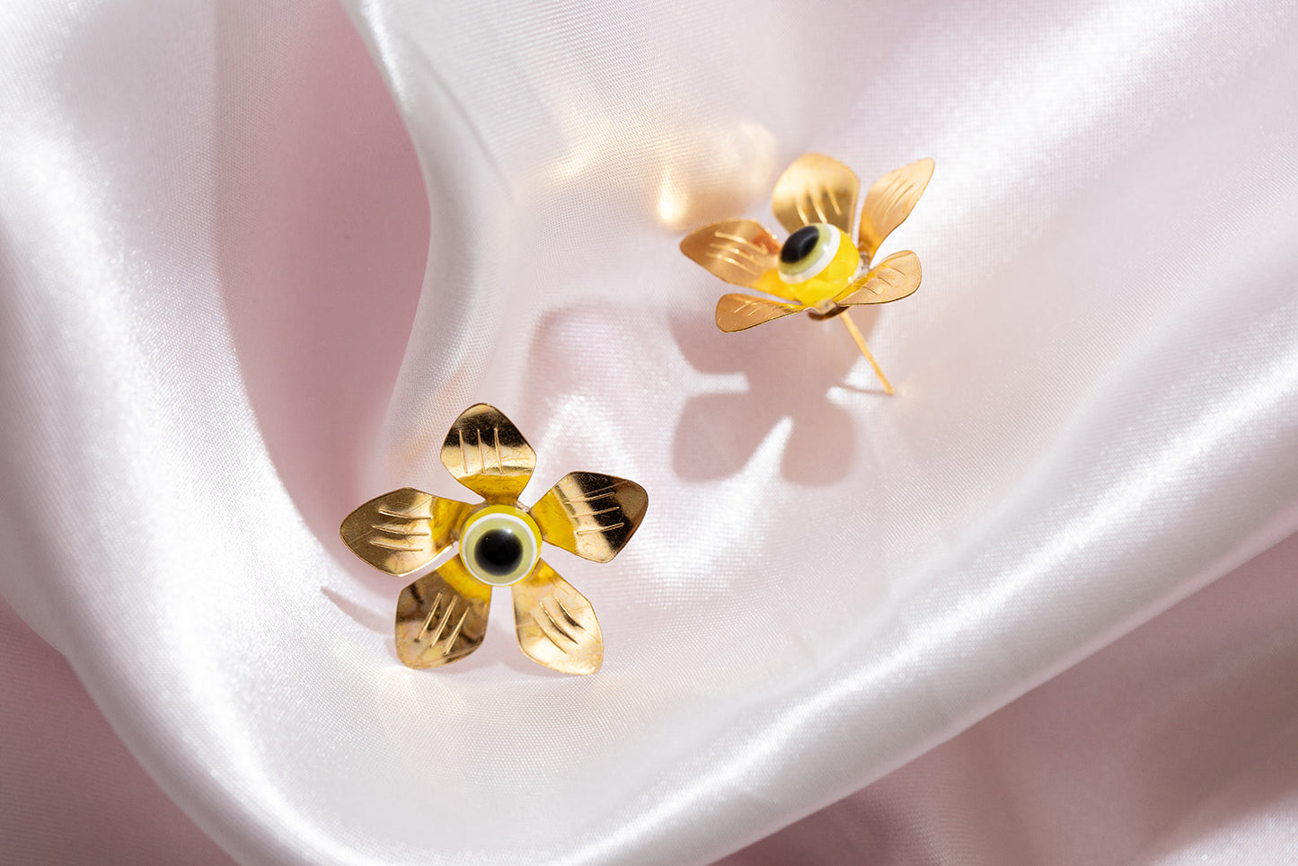 Perach Stud Earrings - Yellow