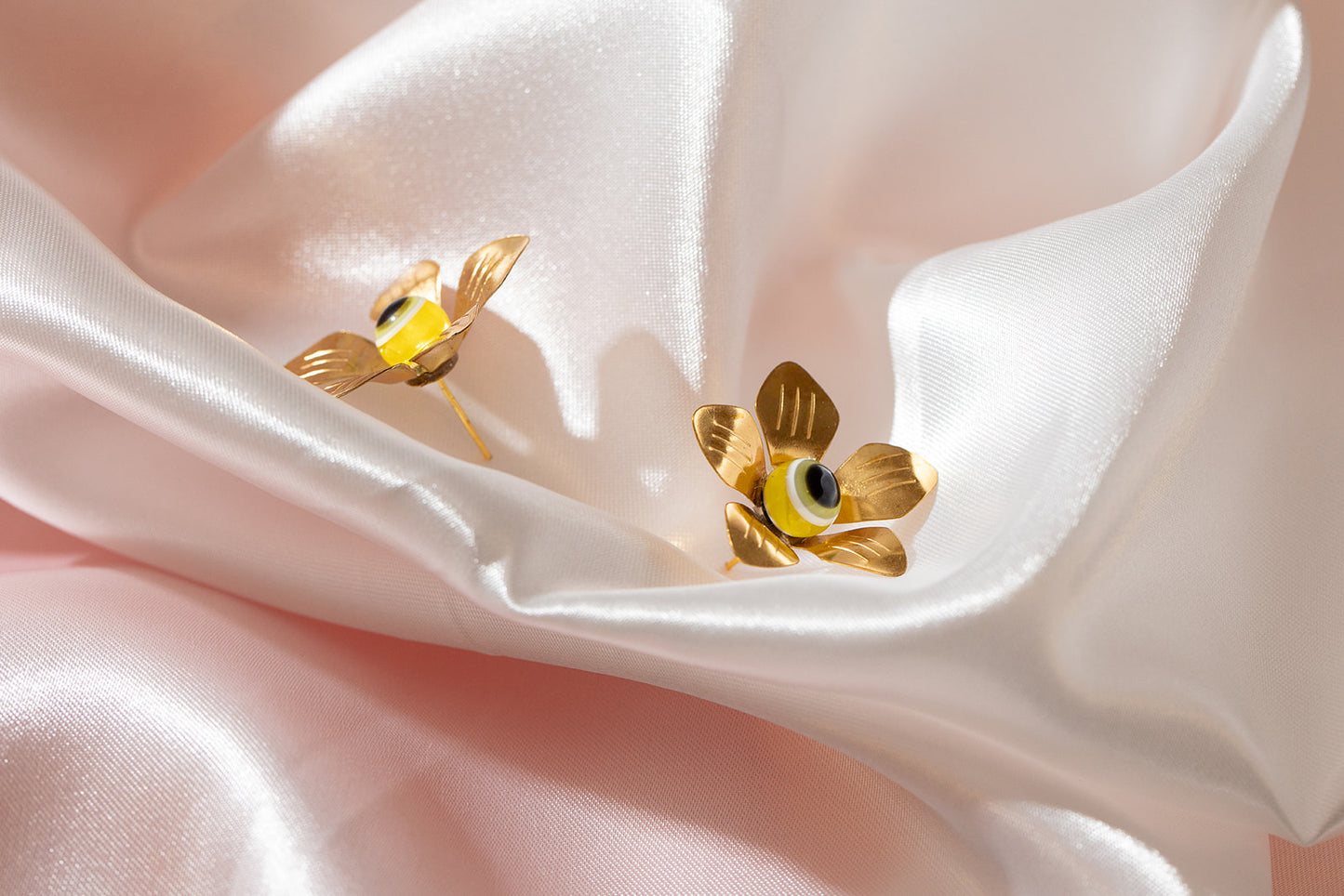 Perach Stud Earrings - Yellow